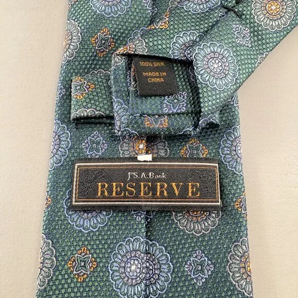 Jos. A. Bank Reserve Green Floral Men's Tie 3" x 61" - Picture 3 of 3